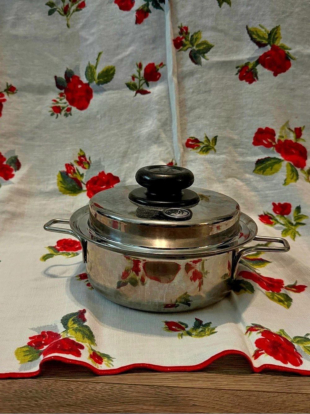 Saladmaster 1 Qt. / 0.9 L Sauce Pan with Cover, Silver